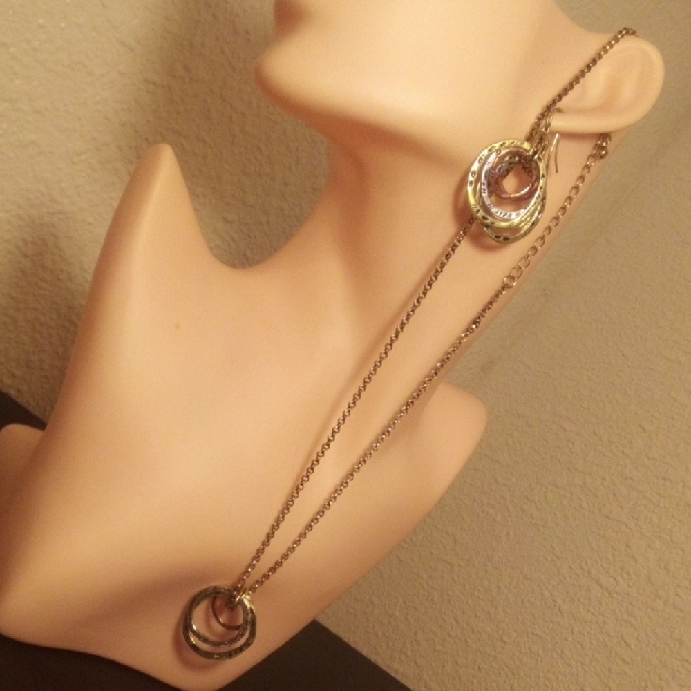 Gold Tone Double Circle Pendant Necklace and Earrings Set